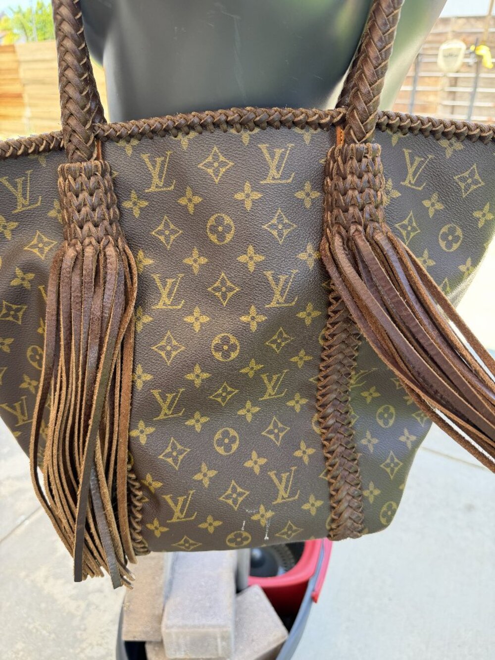 Vintage Boho - Voyager Bag Medium - w/ fringe and braided rim